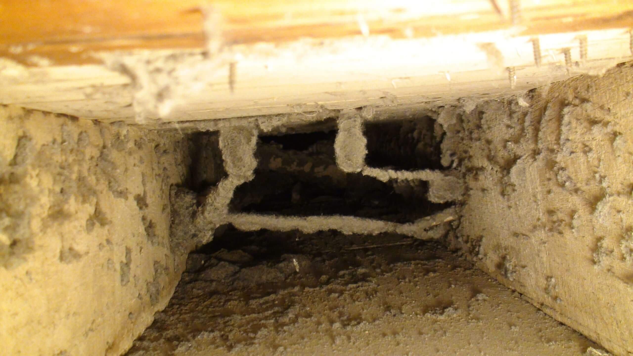 Featured image for “Signs You Need Air Duct Cleaning”